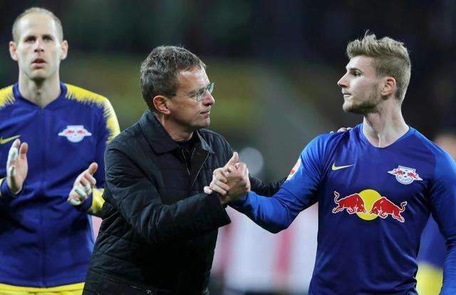 周定洋：这个赛季全队都有成长，每个起伏里大家都没放弃（周定洋：本赛季球队整体进步，起伏之中我们从未放弃）