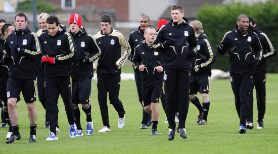 图片报：奥利塞在上轮赛后接受小型眼部手术，连续两天缺席训练（图片报：奥利塞赛后接受眼部小手术，已连续两天缺席训练）