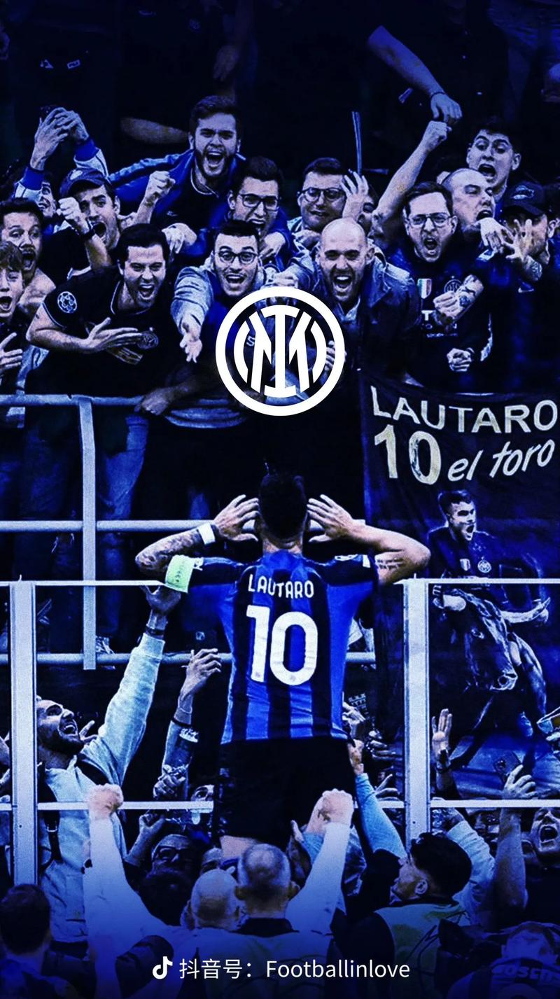 有父亲的风范吗？梅西小儿子西罗在迈阿密U8比赛中任意球破门