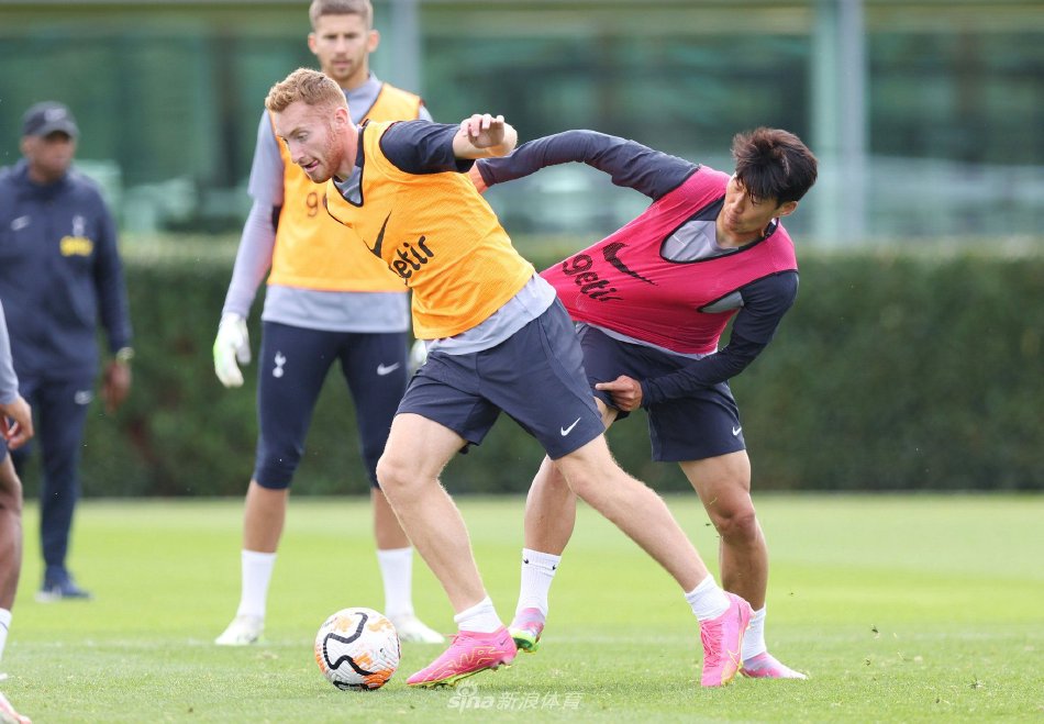 马卡：法院驳回安东尼红牌停赛暂停执行申请，他将无缘德比战（马卡：法院未批准安东尼红牌禁赛暂缓执行，他将缺席德比）